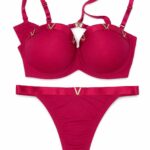 Ensemble Lingerie Luxe en Satin Fuchsia – Collection Bijou "V"